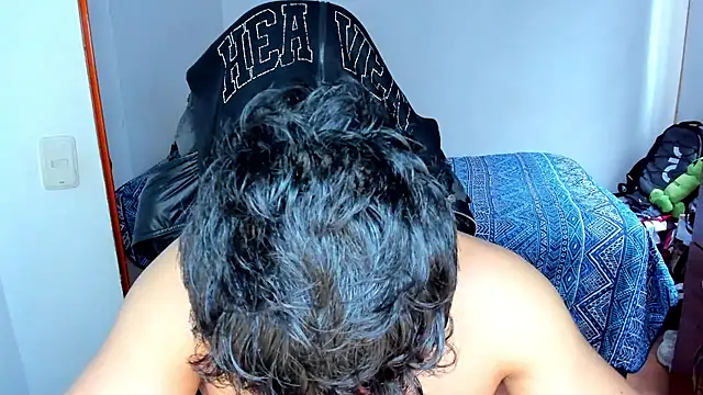 Tommy Bred online show from November 9, 5:06 pm