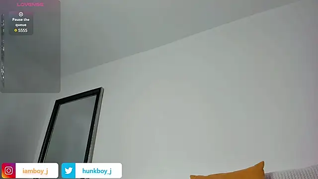 Snapshot of FitnessMaleModel chatting on January 9, 11:24 pm FitnessMaleModel online show from January 9, 11:24 pm