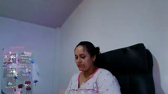 VICTORIABLACK xh online show from April 15, 6:01 pm