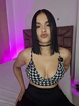 heyshaa online show from July 10, 8:42 pm