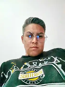 Yessi rousse online show from November 2, 10:26 pm