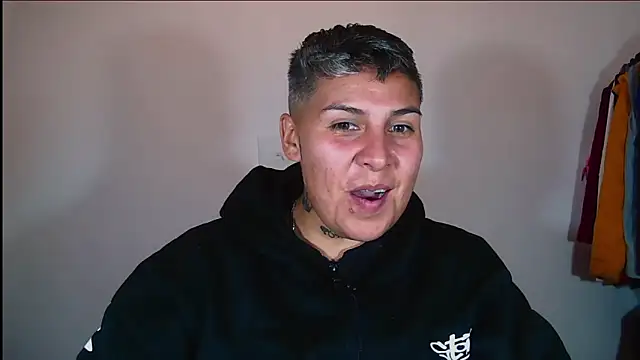 Yessi rousse online show from November 15, 12:03 am