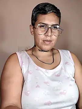 Yessi rousse online show from January 11, 7:48 am