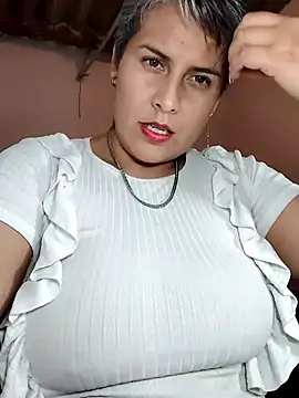 Yessi rousse online show from June 3, 2:12 am