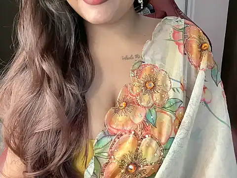 shanayaaa 1 online show from February 17, 6:49 pm