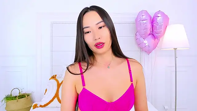 NaomiYuu online show from February 26, 2:44 am