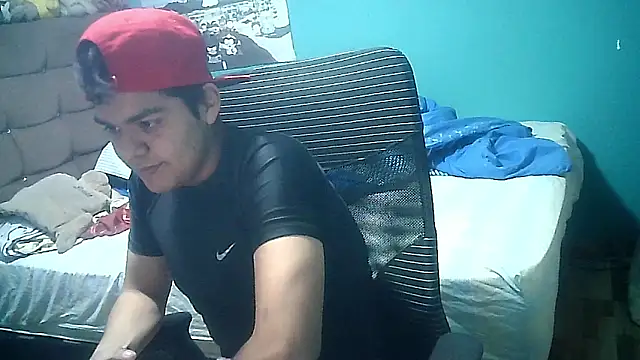 Snapshot of Valesh20 chatting on September 18, 1:52 am Valesh20 online show from September 18, 1:52 am