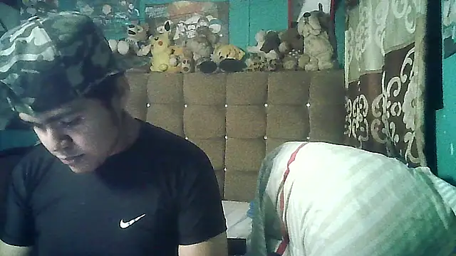 Snapshot of Valesh20 chatting on November 24, 12:54 am Valesh20 online show from November 24, 12:54 am