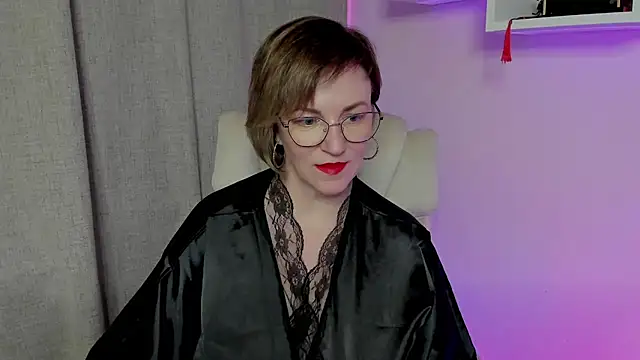 feliziaDesire online show from May 10, 8:51 am