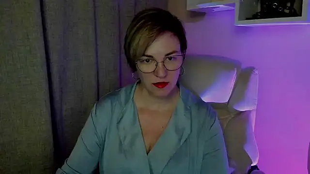 feliziaDesire online show from July 16, 3:47 am