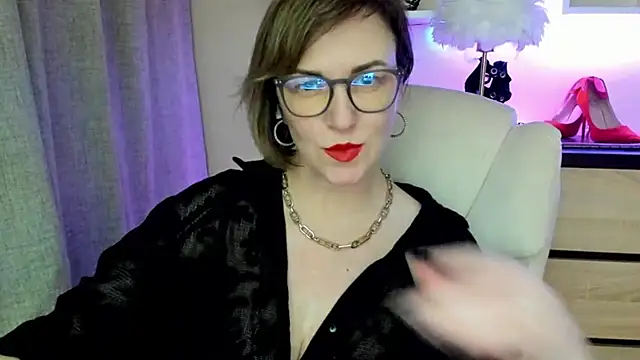 feliziaDesire online show from November 24, 4:29 pm