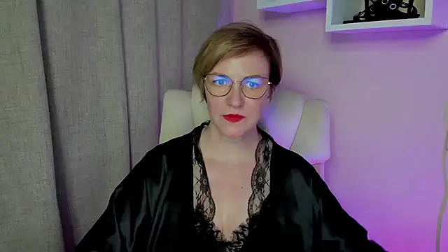 feliziaDesire online show from July 19, 6:48 pm