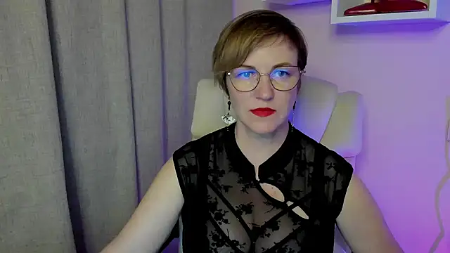 feliziaDesire online show from June 25, 1:05 pm