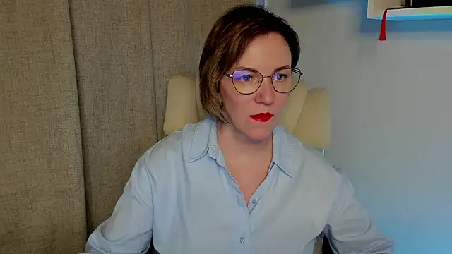 feliziaDesire online show from May 9, 6:28 am