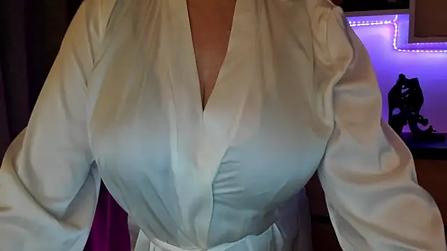 feliziaDesire online show from February 1, 12:47 pm