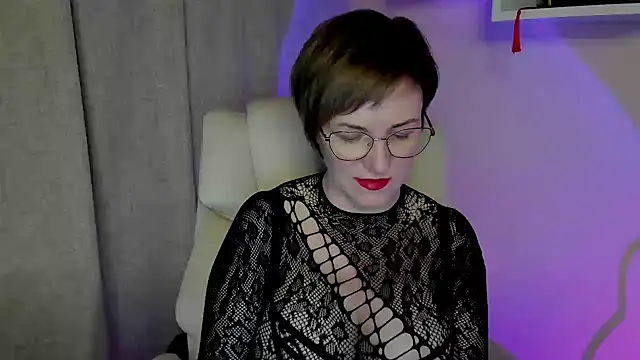 feliziaDesire online show from May 21, 7:55 pm