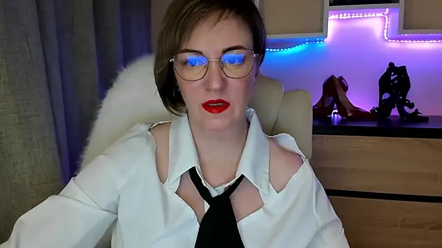 feliziaDesire online show from February 2, 1:54 pm