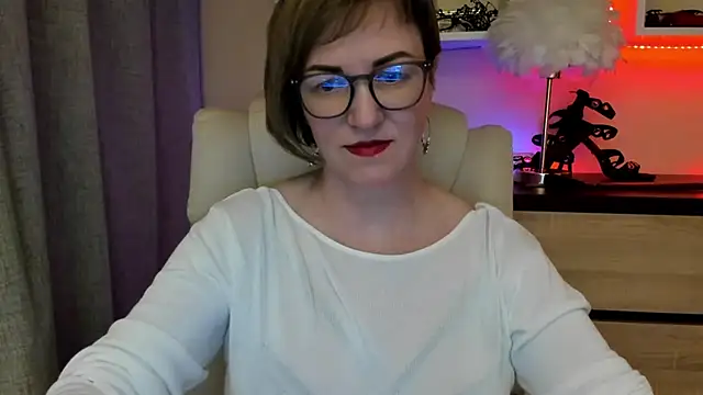 feliziaDesire online show from December 4, 8:08 pm