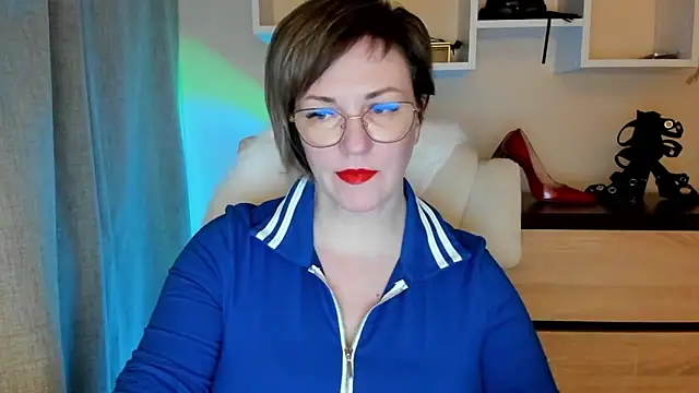 feliziaDesire online show from March 14, 7:03 am