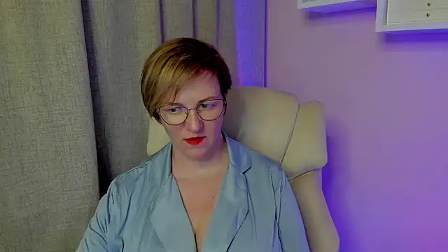 feliziaDesire online show from July 28, 3:21 pm