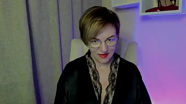 feliziaDesire online show from July 3, 3:46 am