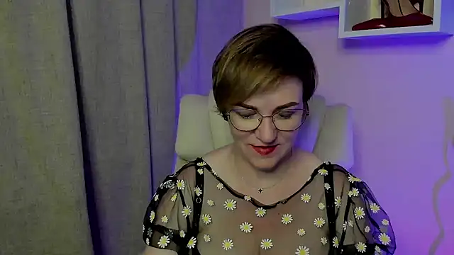 feliziaDesire online show from June 30, 7:14 pm