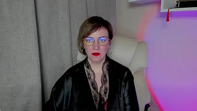 feliziaDesire online show from May 11, 4:59 pm