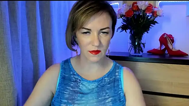 Snapshot of feliziaDesire chatting on September 10, 12:48 pm feliziaDesire online show from September 10, 12:48 pm