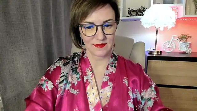 feliziaDesire online show from November 6, 1:04 pm