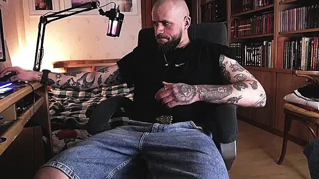 FindomJason online show from May 16, 6:07 pm