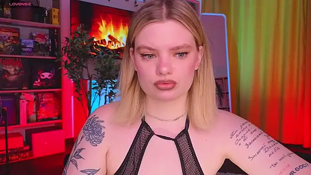 Hottie Jane online show from May 23, 3:55 pm