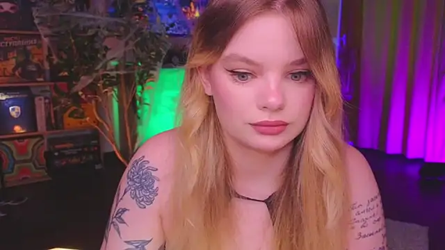 Hottie Jane online show from October 24, 9:30 am