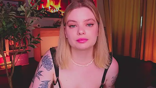 Hottie Jane online show from June 28, 3:29 pm