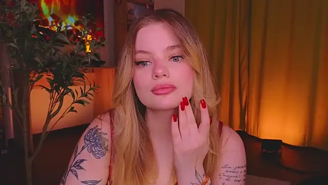 Hottie Jane online show from October 19, 1:47 pm