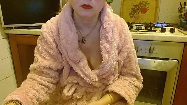martachatte online show from May 1, 2:05 am