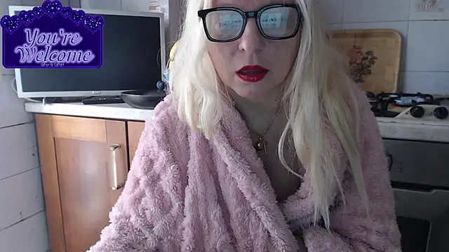 martachatte online show from February 13, 8:58 am