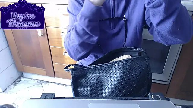 martachatte online show from January 11, 11:28 am