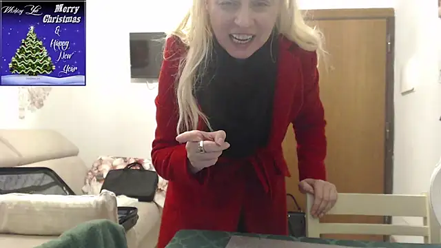 martachatte online show from December 13, 8:04 pm