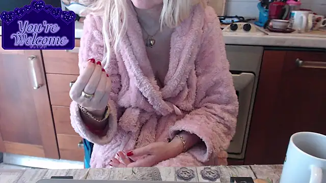 martachatte online show from February 19, 9:06 am