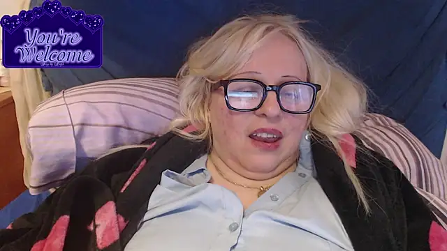 martachatte online show from March 28, 5:03 pm