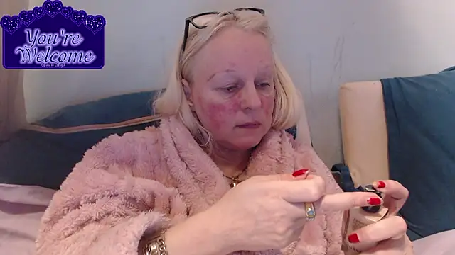 martachatte online show from March 12, 9:13 am