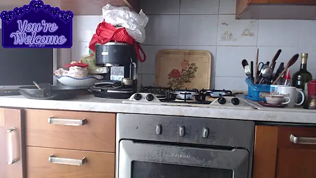 martachatte online show from March 9, 9:02 am