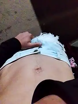 Uriel1615 online show from October 6, 6:14 am