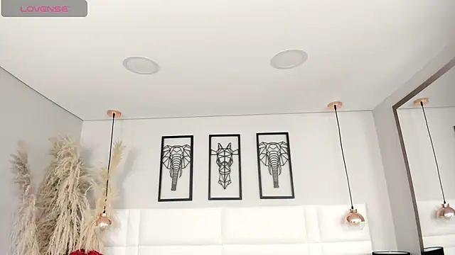 Rebeca jones online show from September 18, 12:08 pm