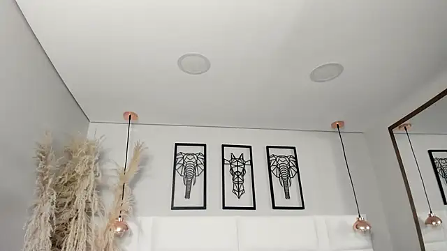 Rebeca jones online show from September 17, 12:18 pm