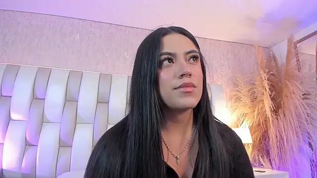 Snapshot of Rebeca_jones chatting on July 13, 12:04 pm Rebeca jones online show from July 13, 12:04 pm