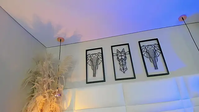 Rebeca jones online show from November 27, 12:16 pm