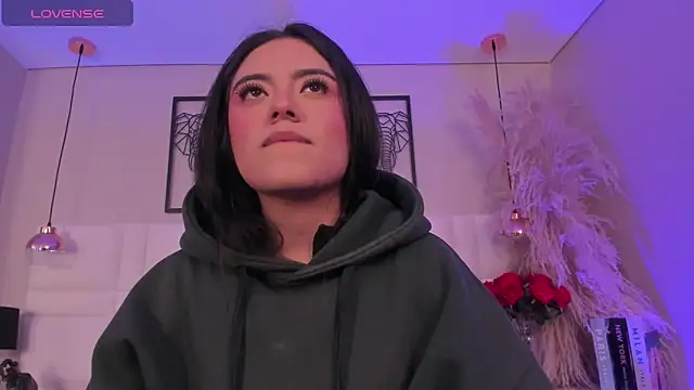 Rebeca jones online show from November 13, 12:31 pm