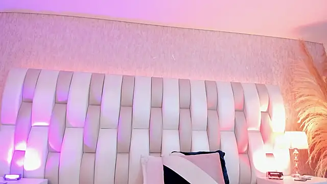 Rebeca jones online show from March 3, 12:34 pm