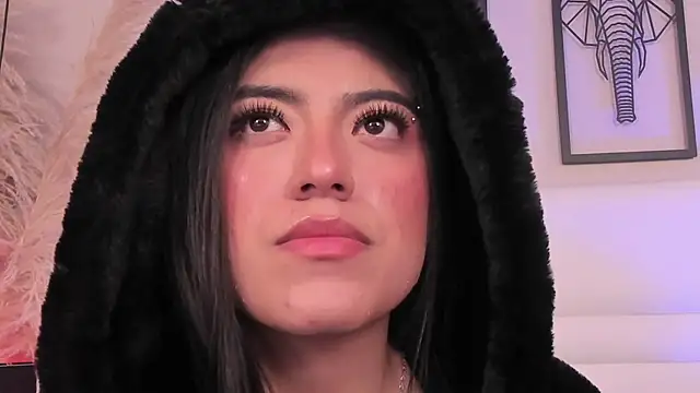 Rebeca jones online show from December 5, 12:26 pm